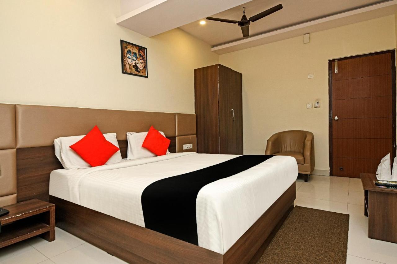 Capital O 76622 Hotel Raama Grand Maisur Dış mekan fotoğraf
